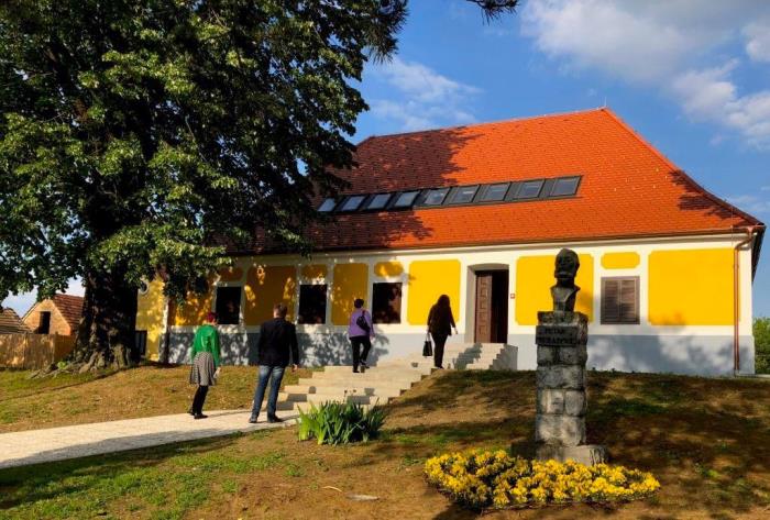 SVE ČARI PETROVOG VRTA